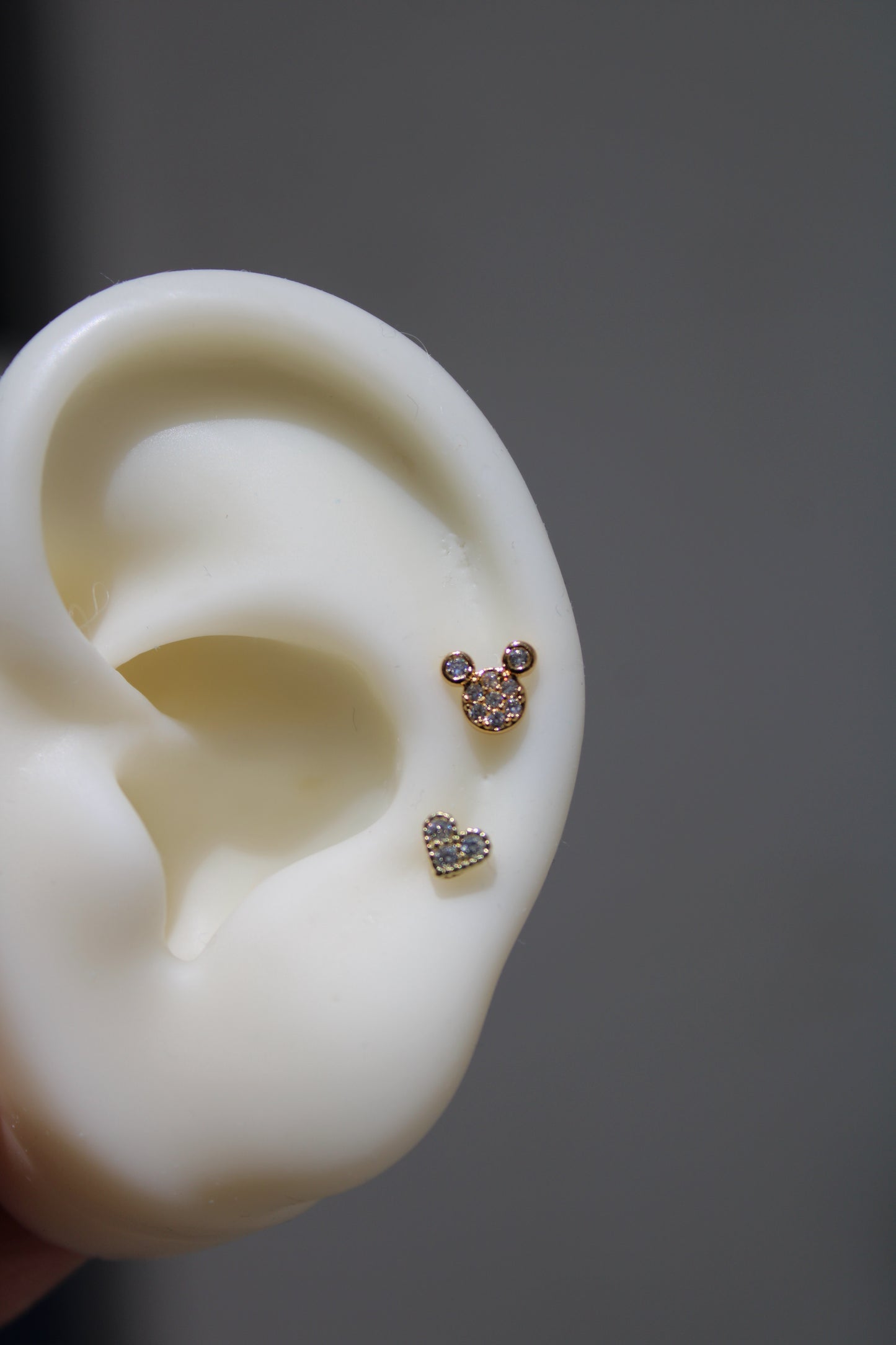 Pieza Mickey piercing