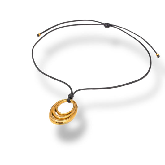 Collar Cordón Medallón