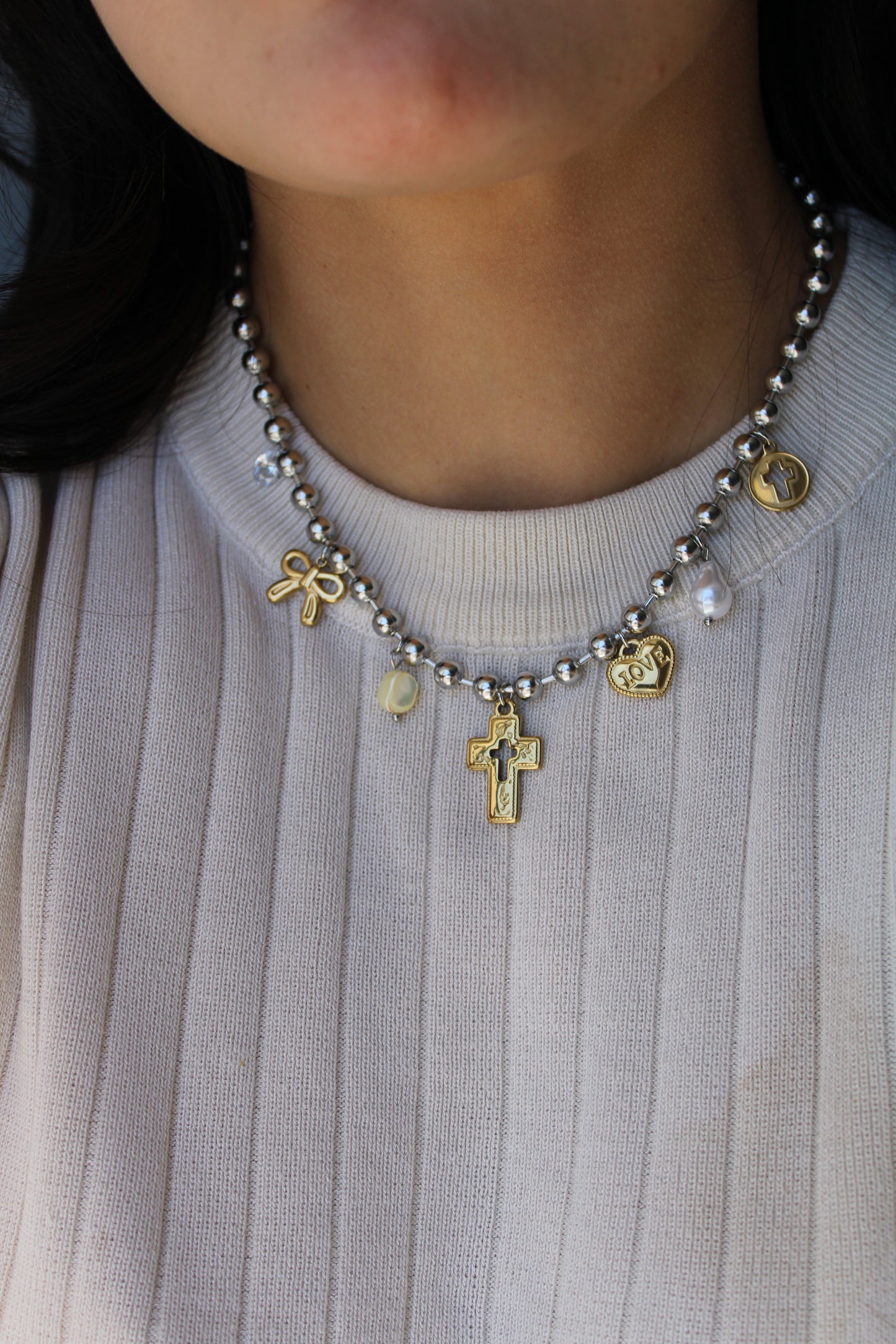 Collar Capilla
