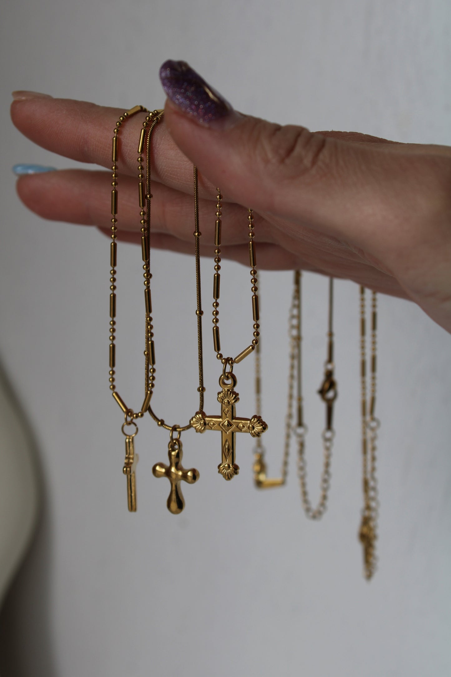 Collar con cruz