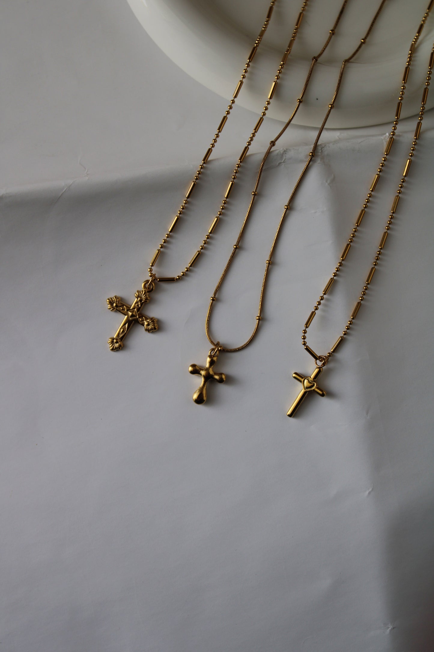 Collar con cruz