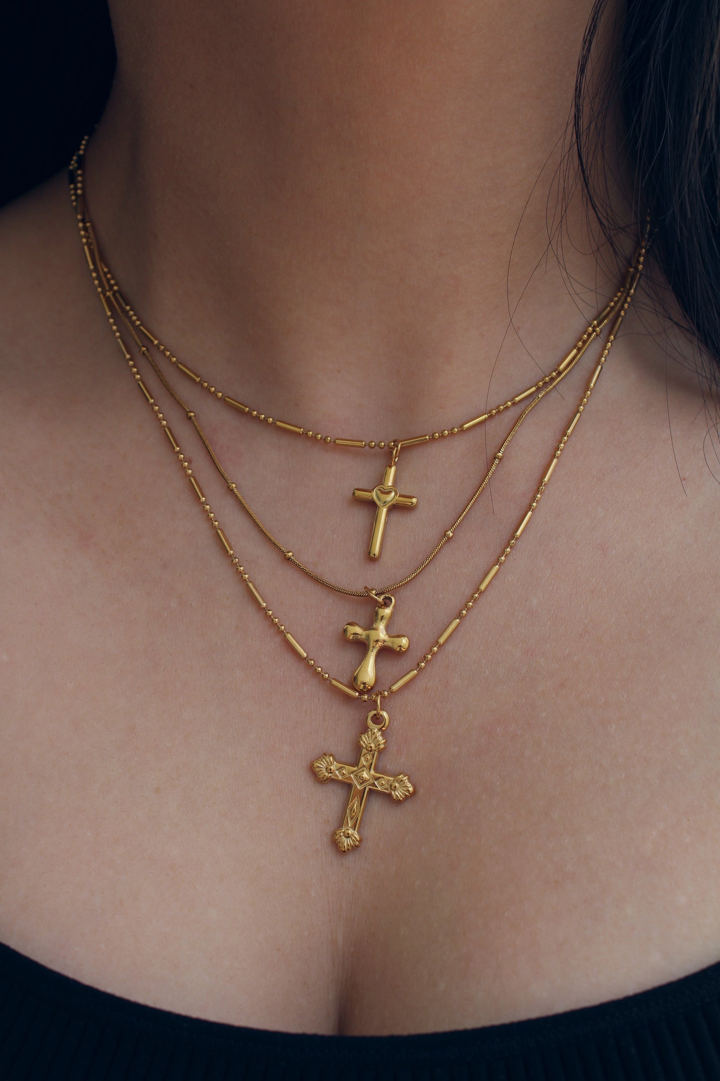 Collar con cruz