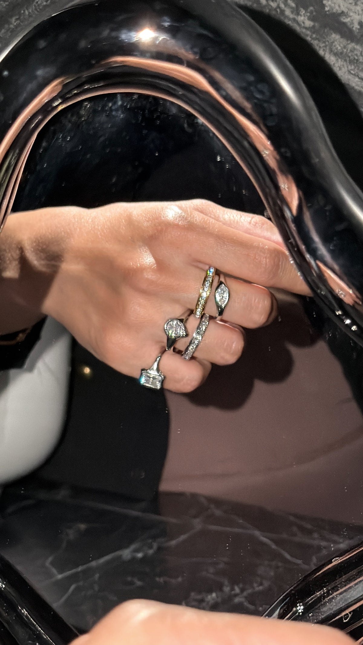 Anillo Karima