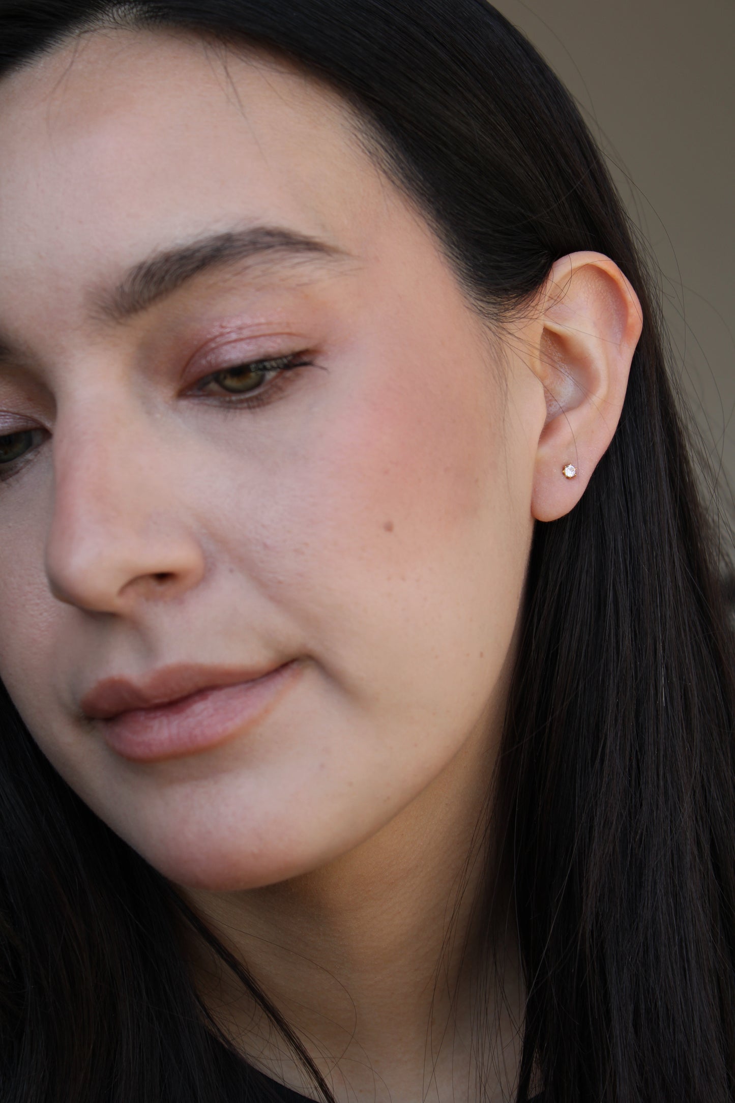 Broquel Shima (tipo stud)