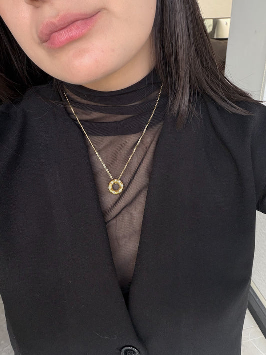 Collar Donishi