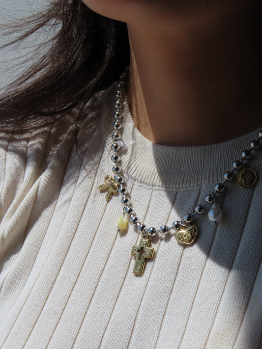 Collar Capilla