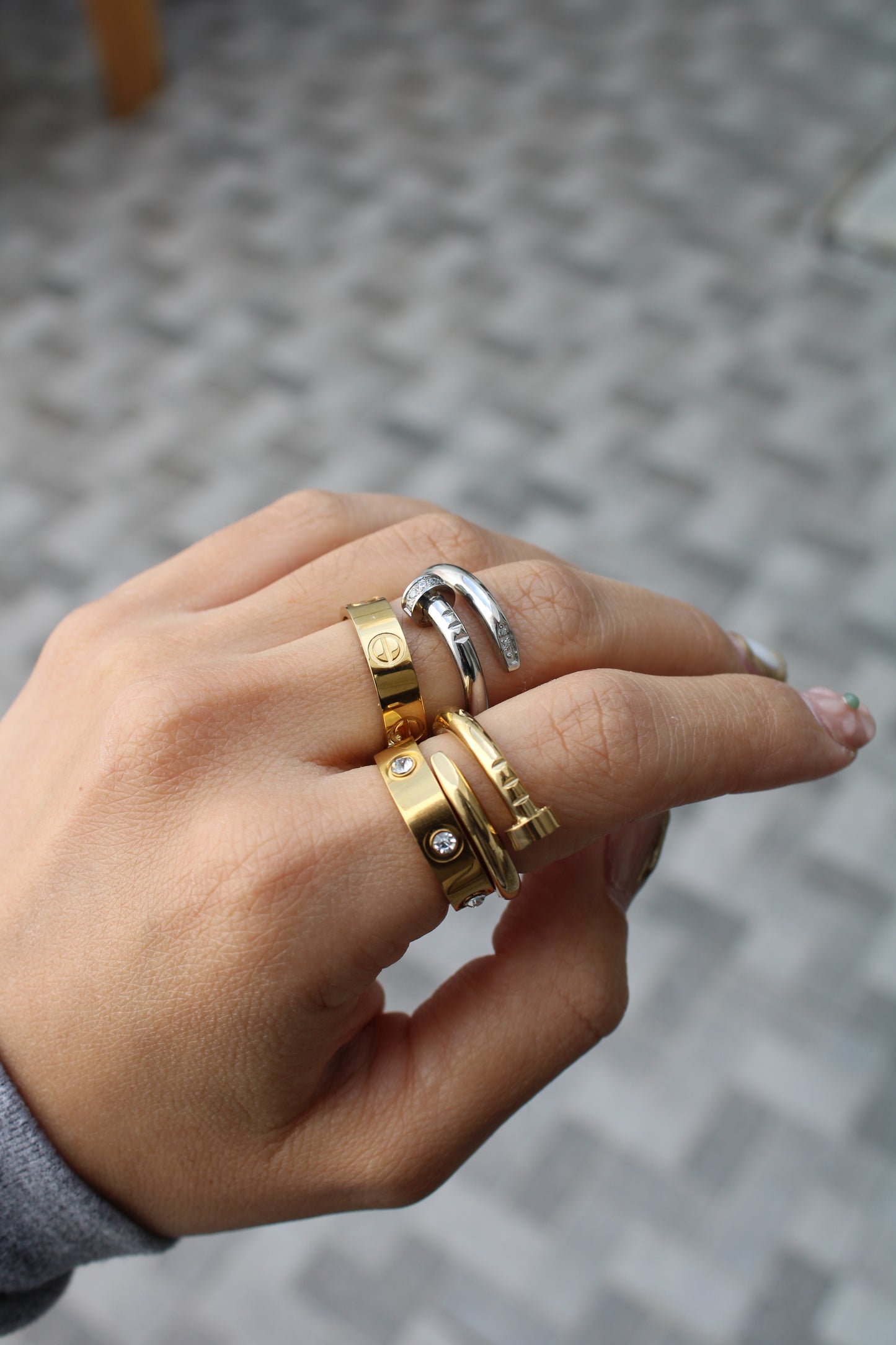 Anillo Carter