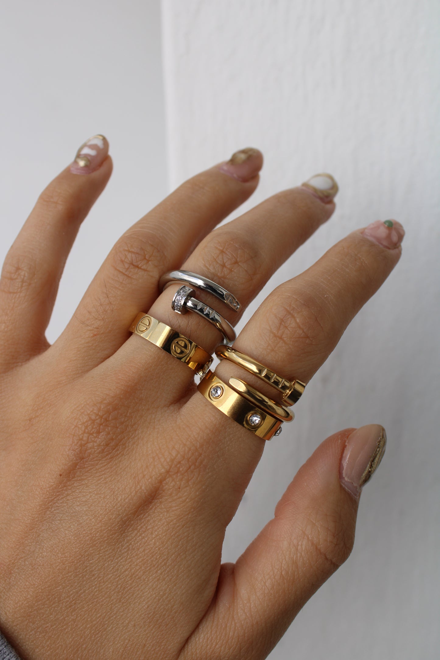 Anillo Carter