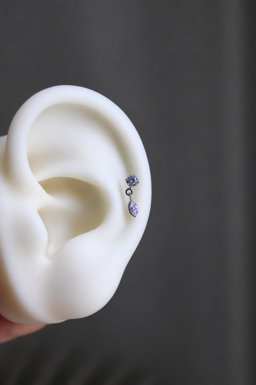 Piercing Titanio ASTM F136 (plata)