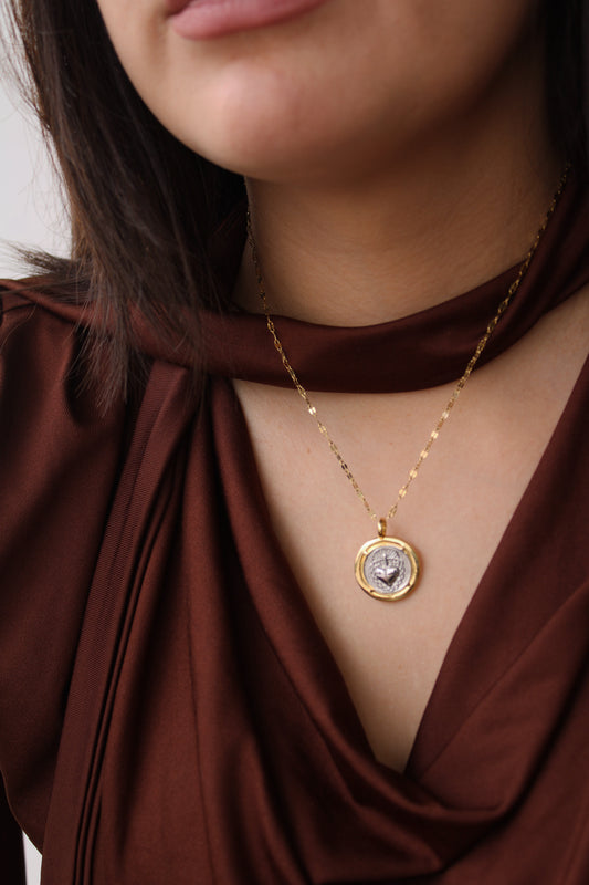 Collar Trinidad