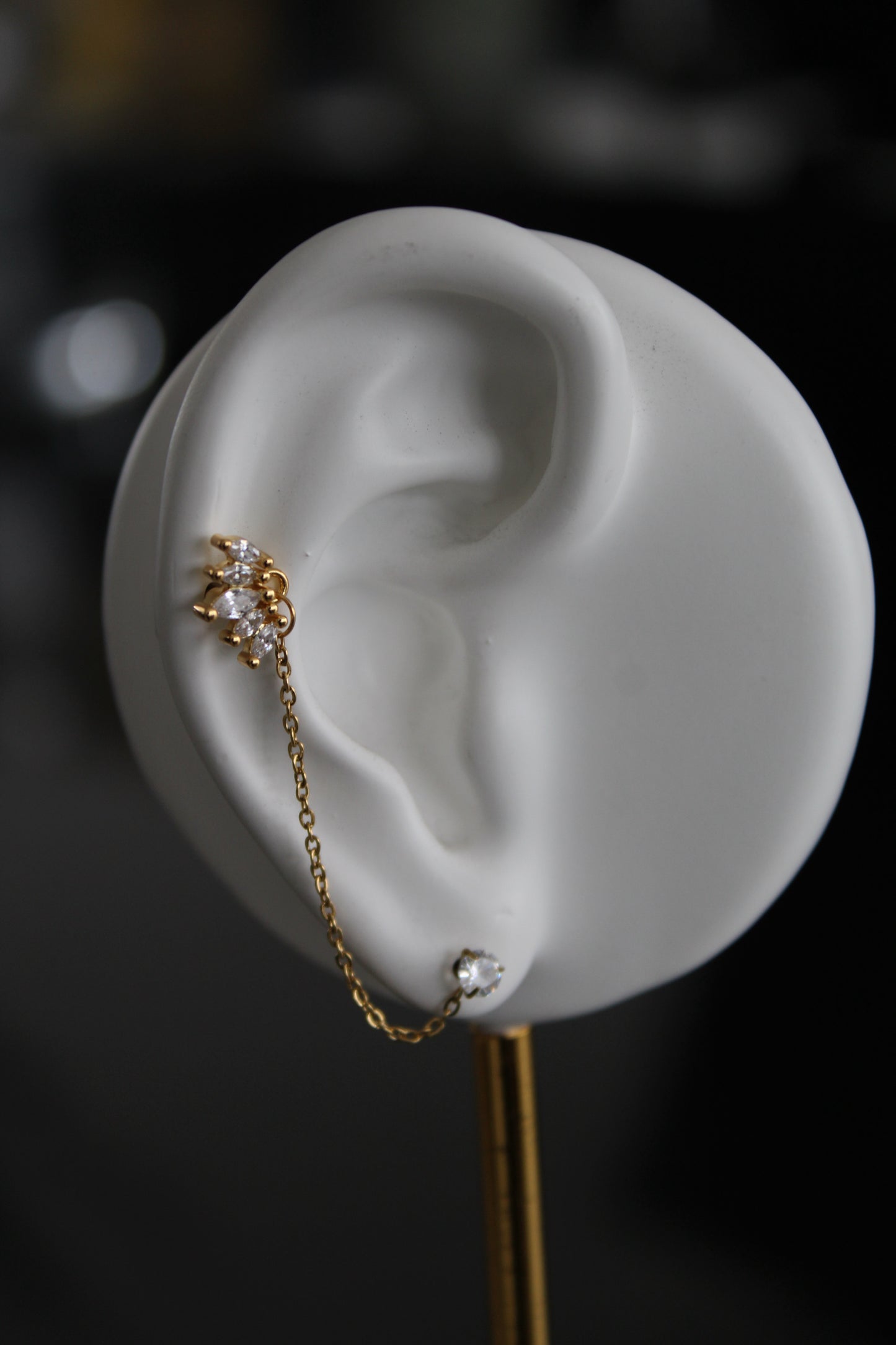 Piercing con cadena