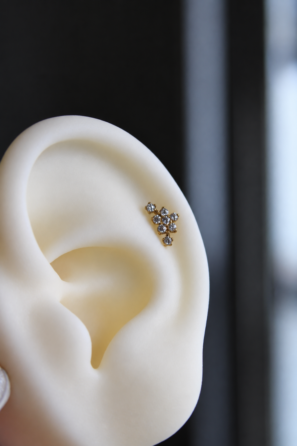 Piercing Titanio ASTM F136 (dorado)