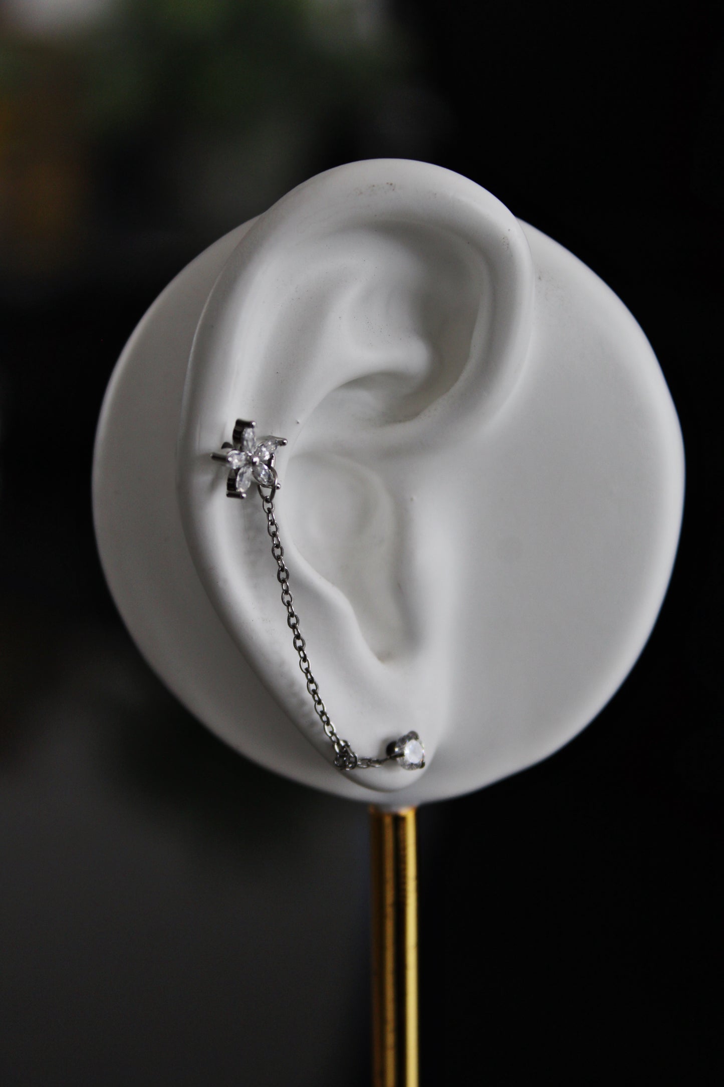 Piercing con cadena
