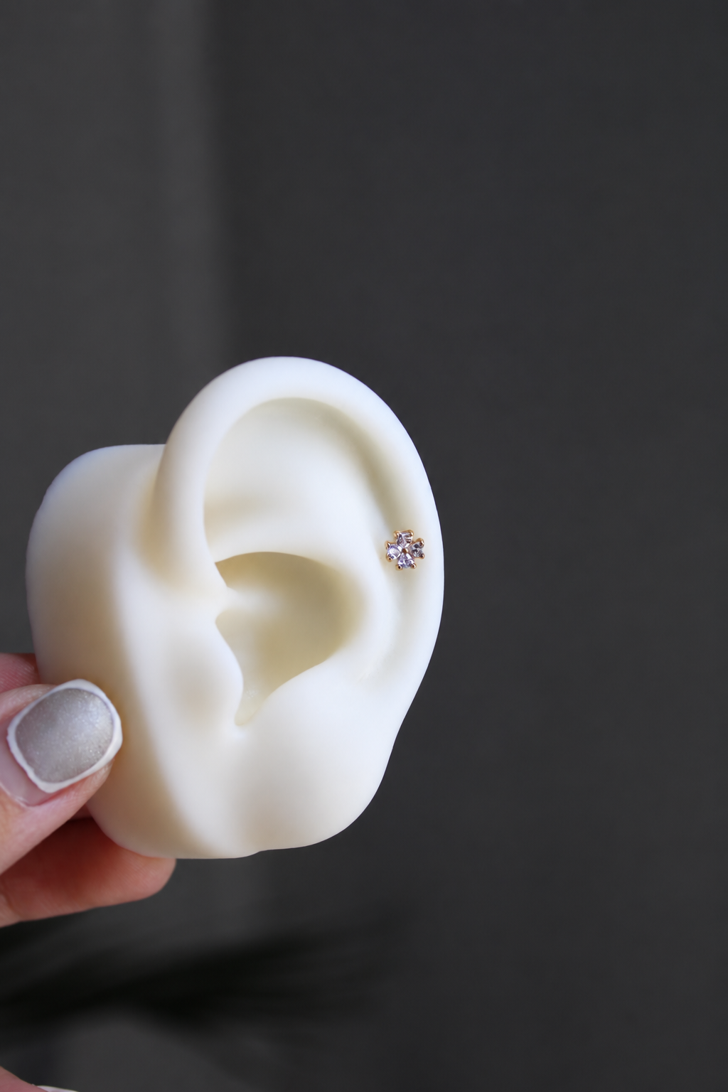 Piercing Titanio ASTM F136 (dorado)
